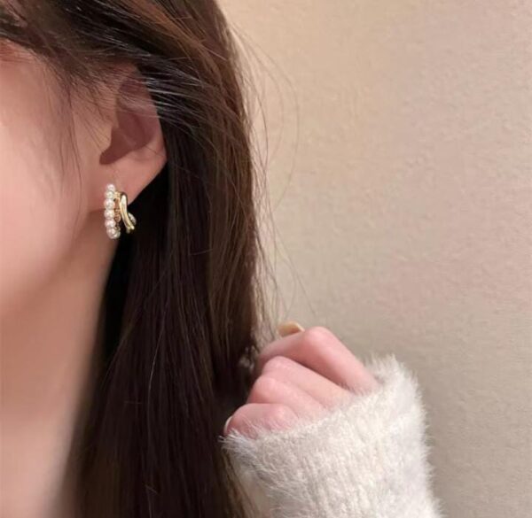 Pearl Stone Earring